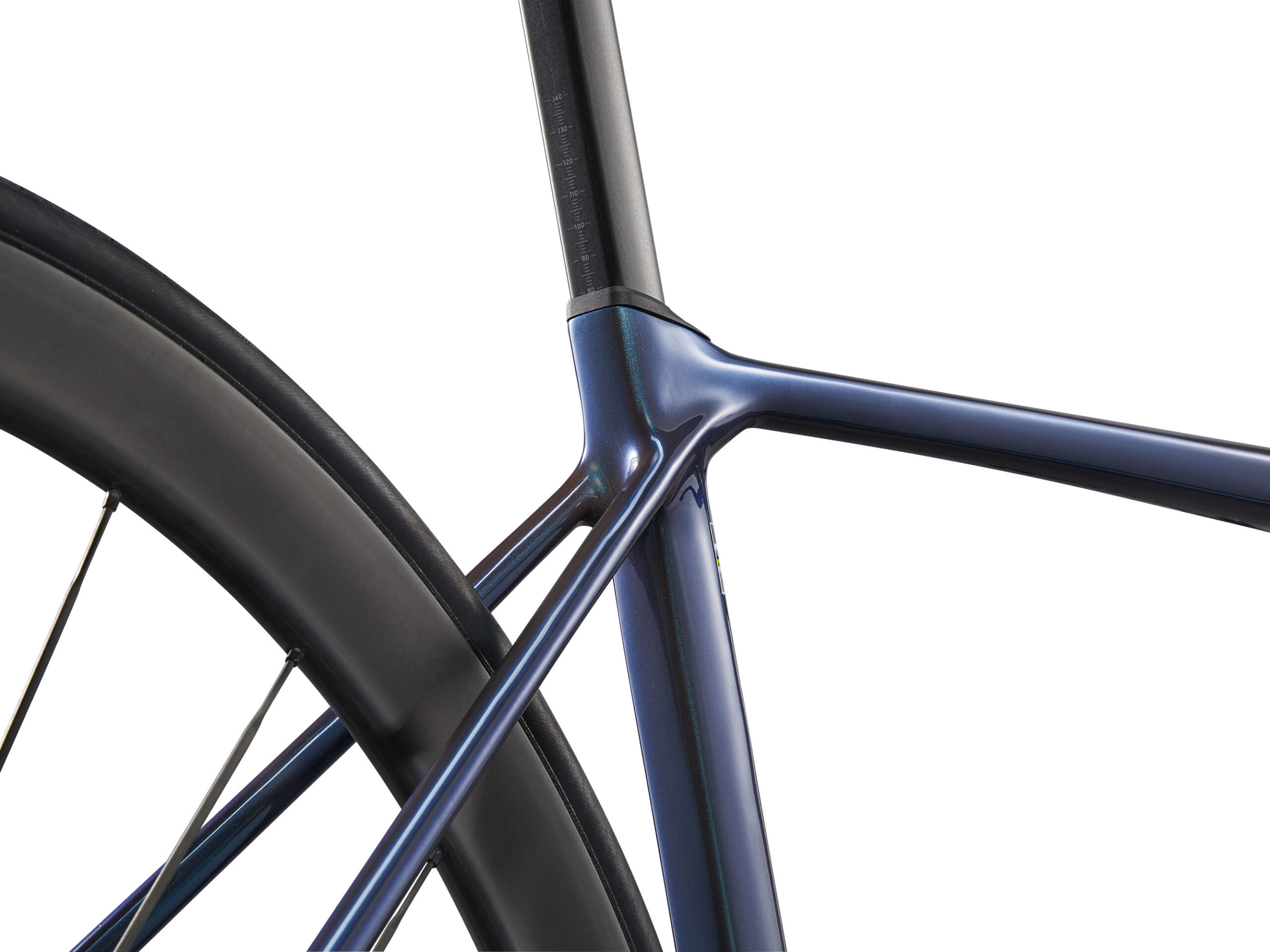 TCR Advanced Pro 0 Di2 Novità 2025 - immagine 8